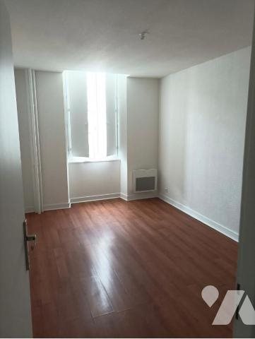 Appartement à louer, 55m², La Réole