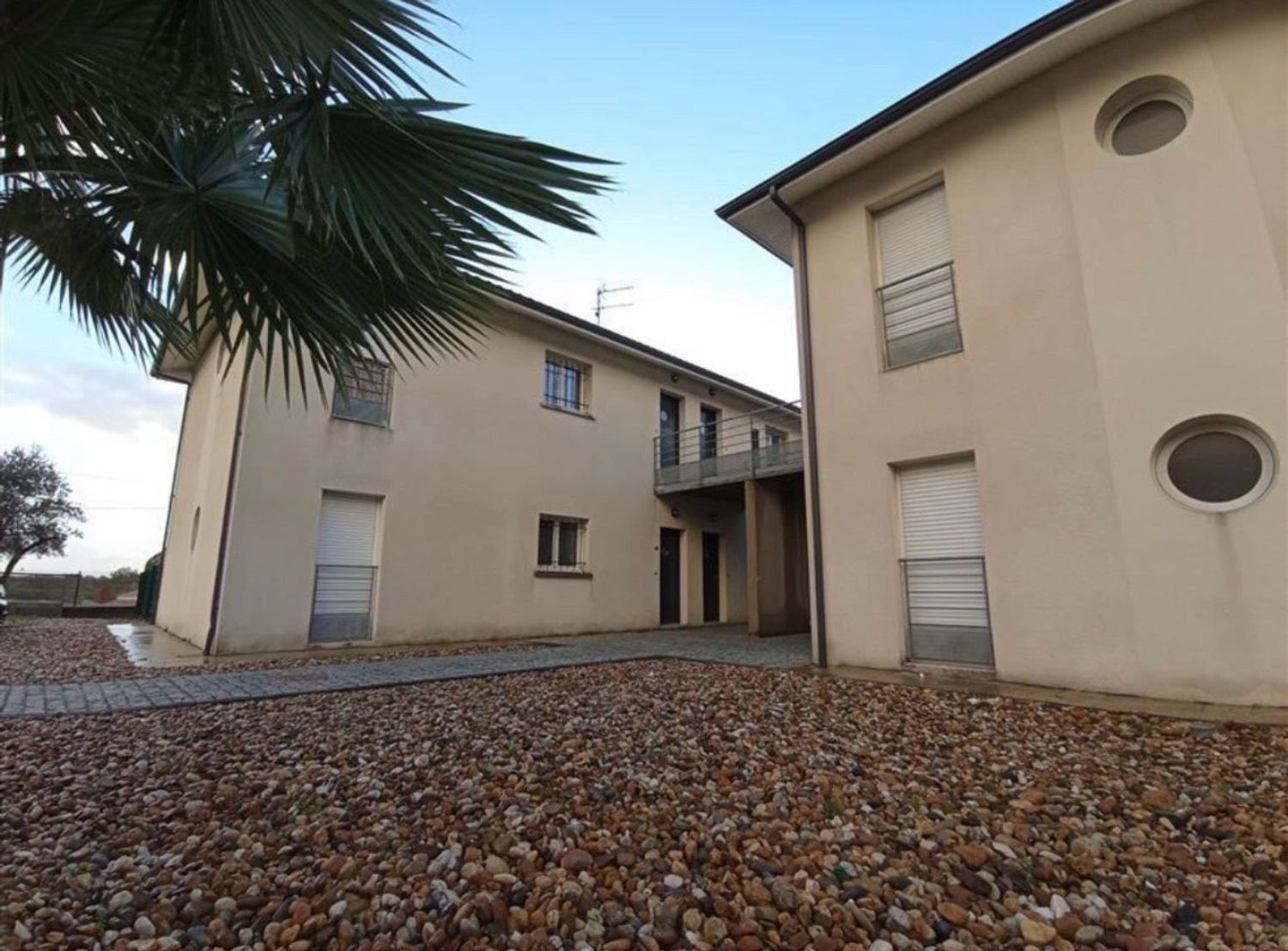 Appartement à louer, 60m², Montussan