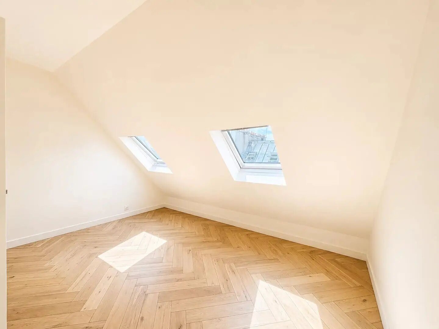 Appartement à louer, 91m², Paris 8ème
