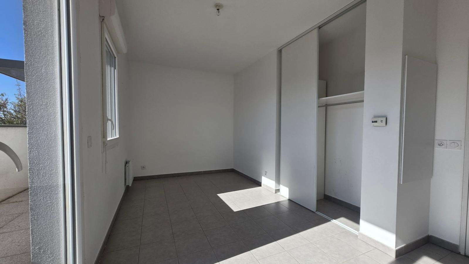Appartement à louer, 23m², Marseille 8ème