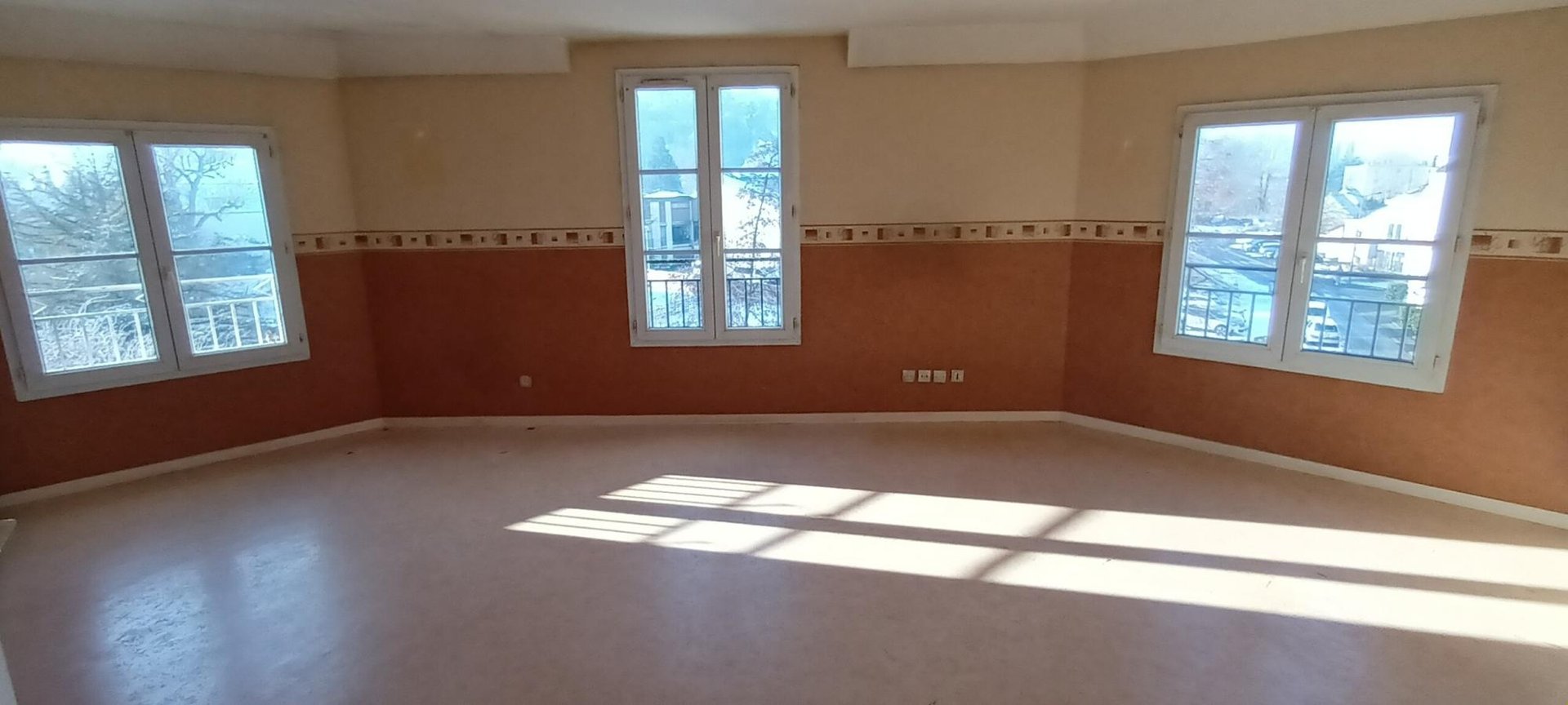 Appartement à vendre, 68m², Pont-Sainte-Maxence