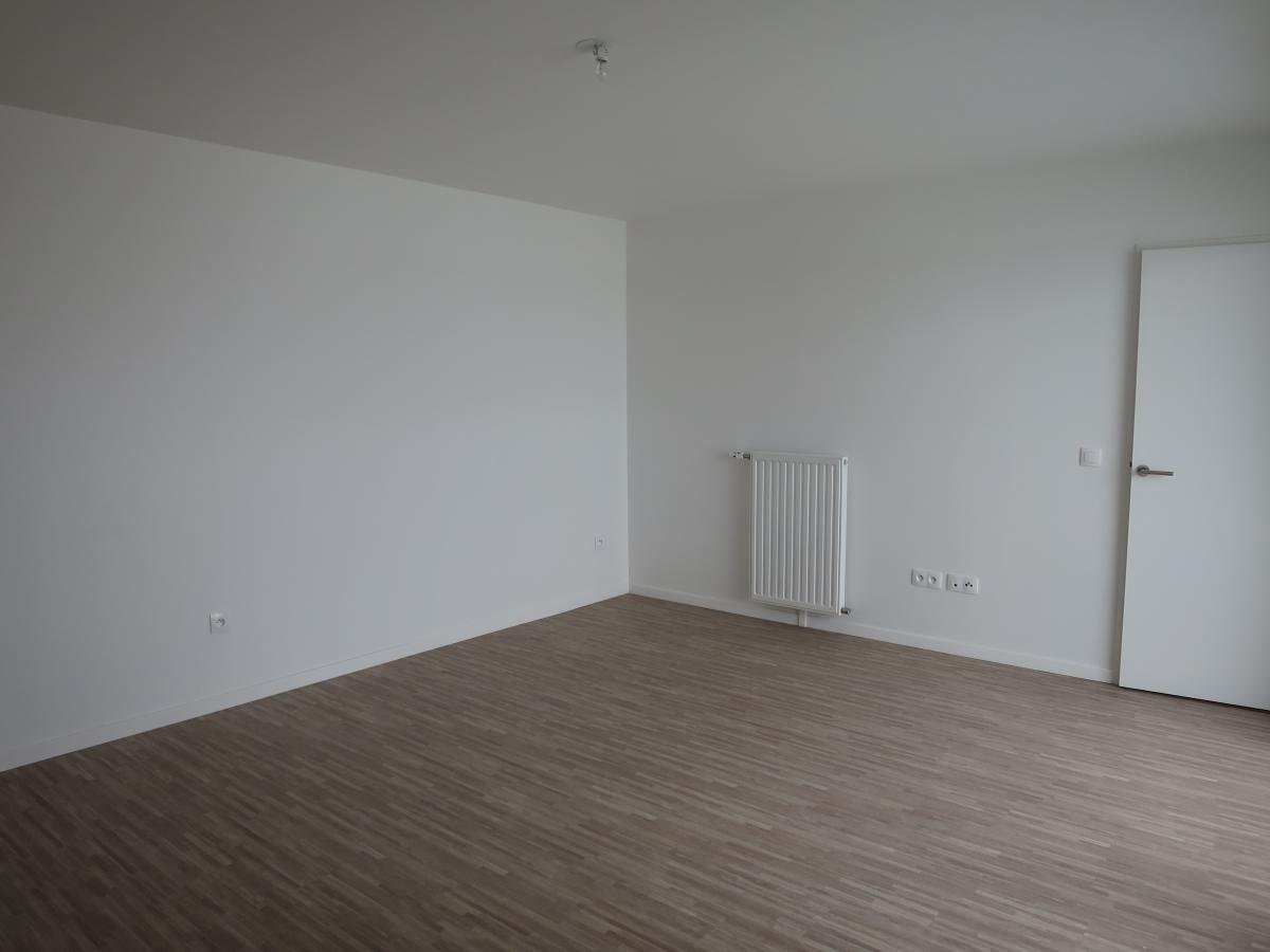 Appartement à louer, 59m², Évry-Courcouronnes