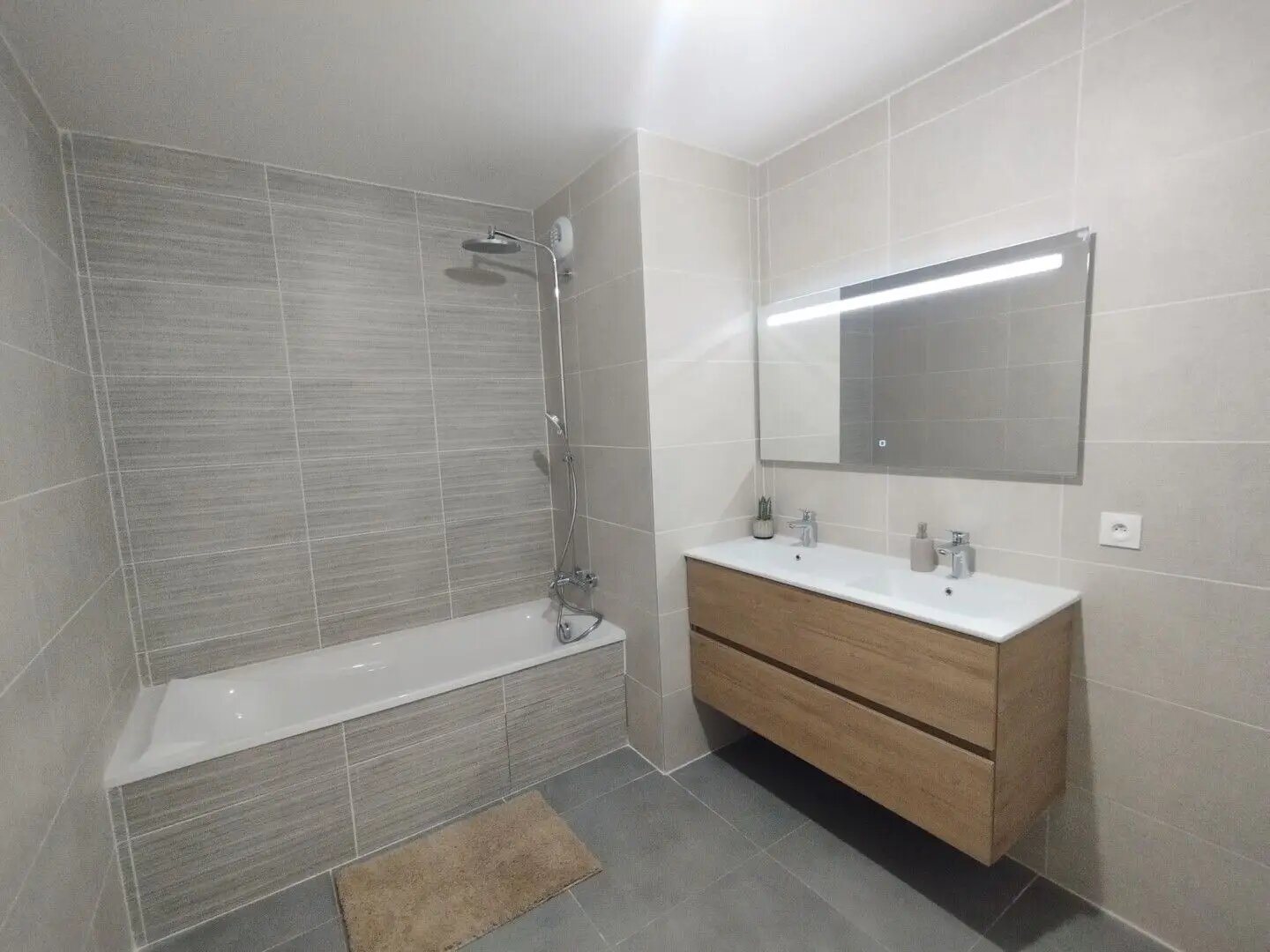 Appartement à vendre, 112m², Claix