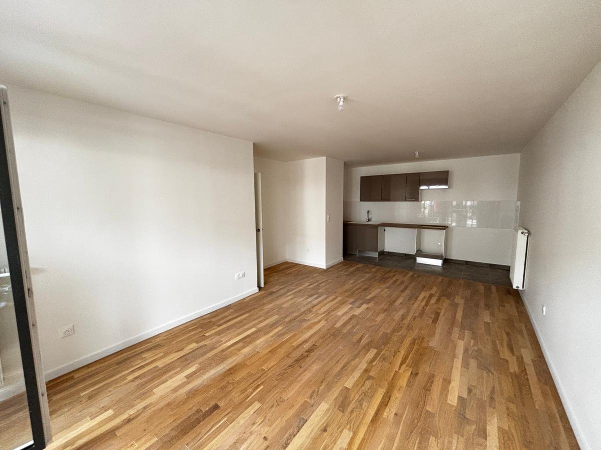 Maison à louer, 80m², Suresnes