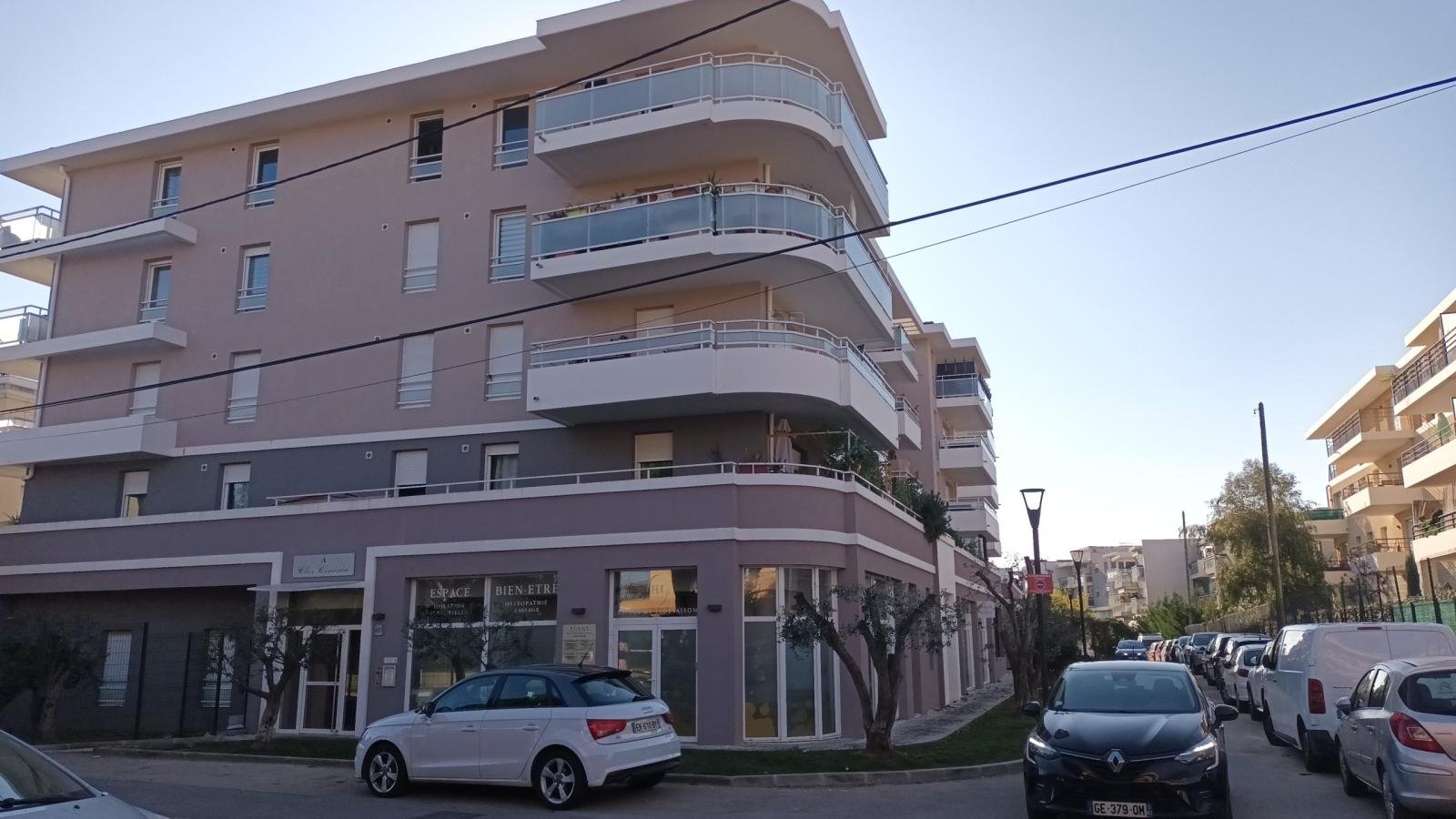 Appartement à louer, 46m², Antibes