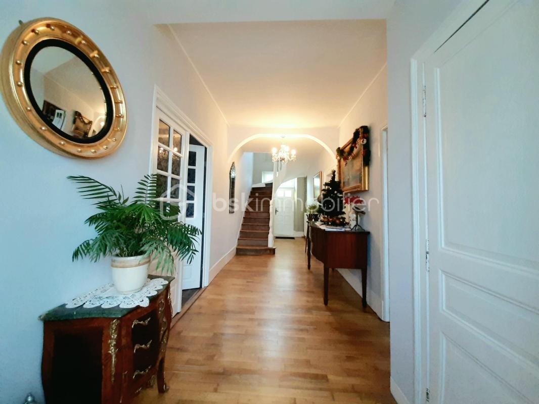 Maison à vendre, 304m², Saint-Laurent-sur-Gorre