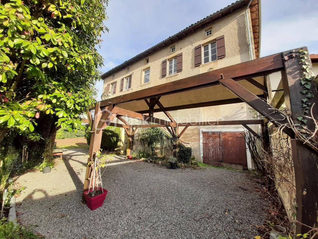 Maison à vendre, 304m², Saint-Laurent-sur-Gorre