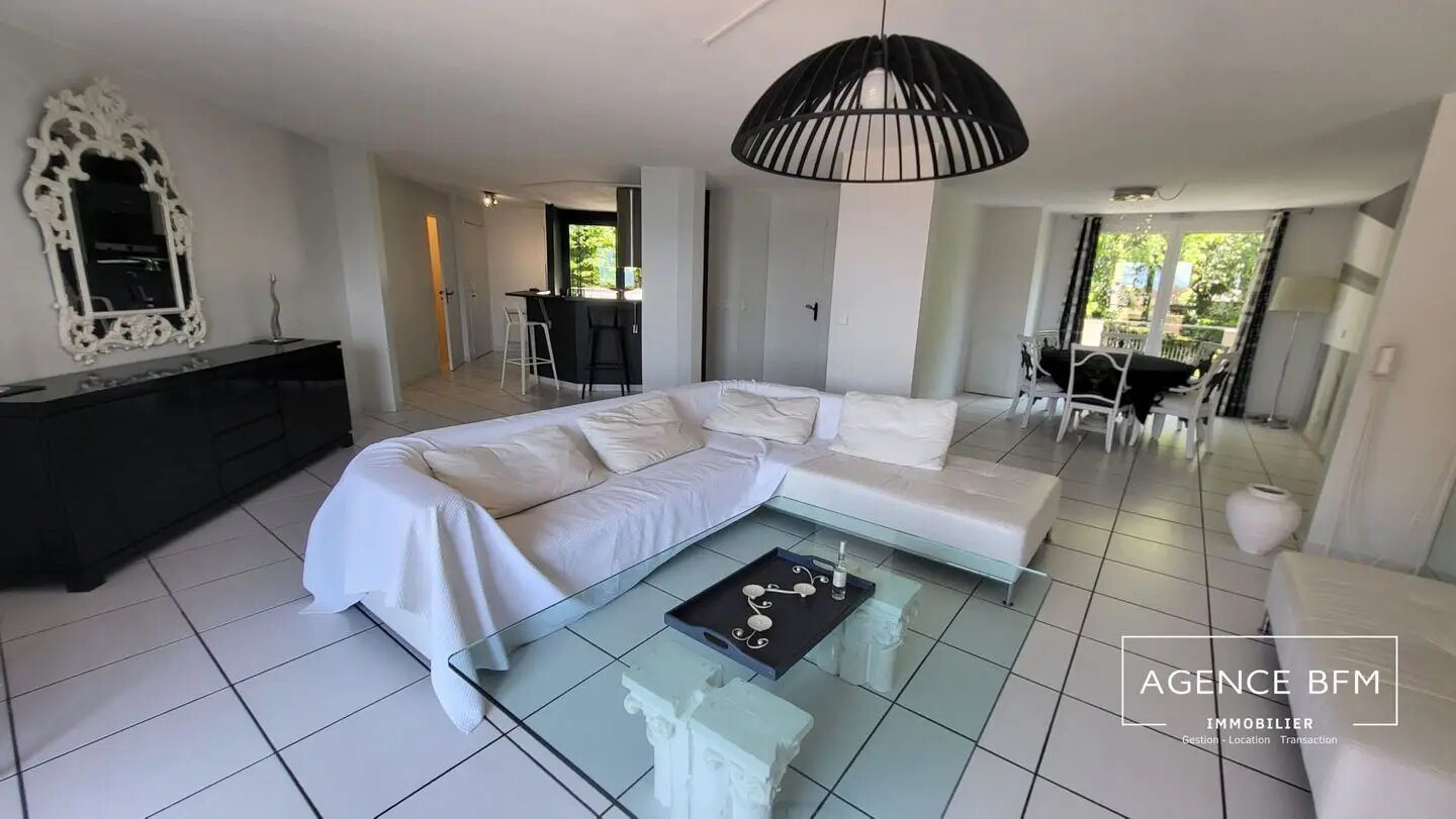 Appartement à louer, 139m², Veyrier-du-Lac