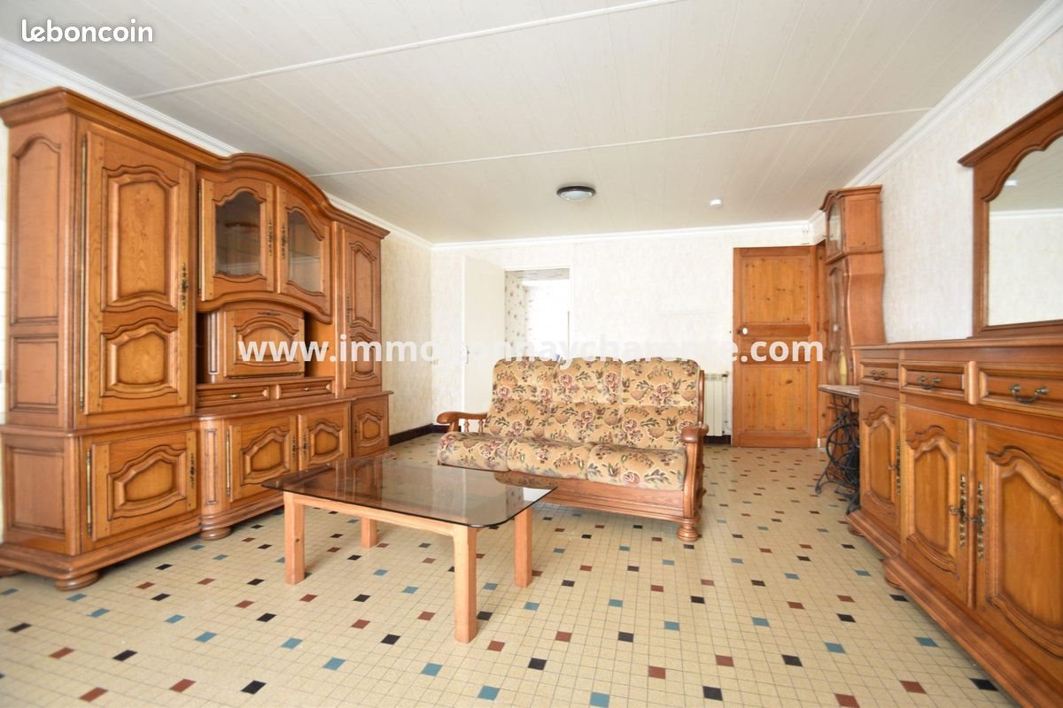 Maison à vendre, 190m², Moragne