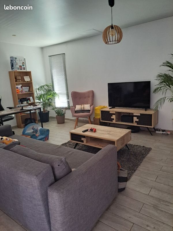 Maison à louer, 95m², Saint-Maximin-la-Sainte-Baume