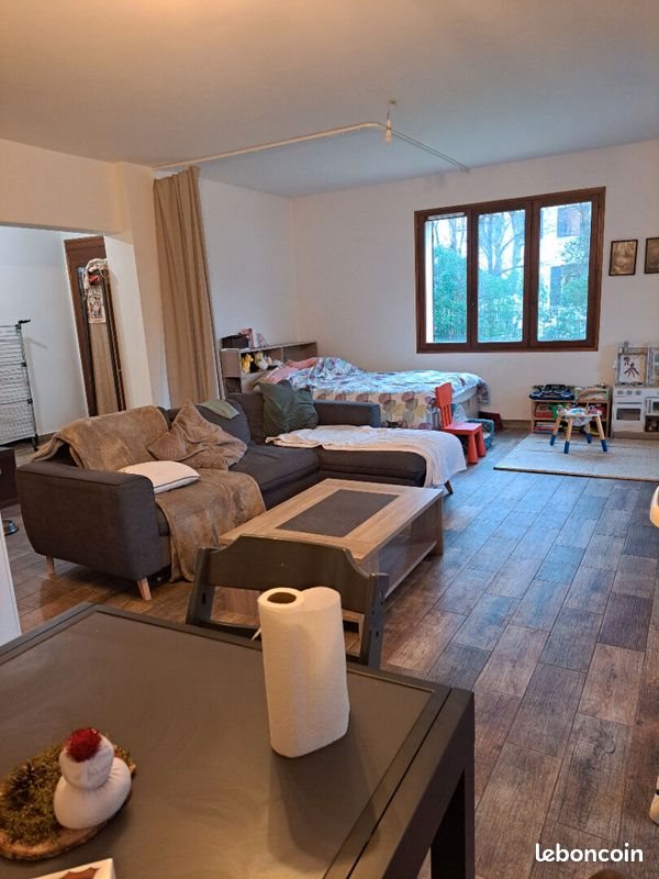 Appartement à louer, 69m², Saint-Maximin-la-Sainte-Baume