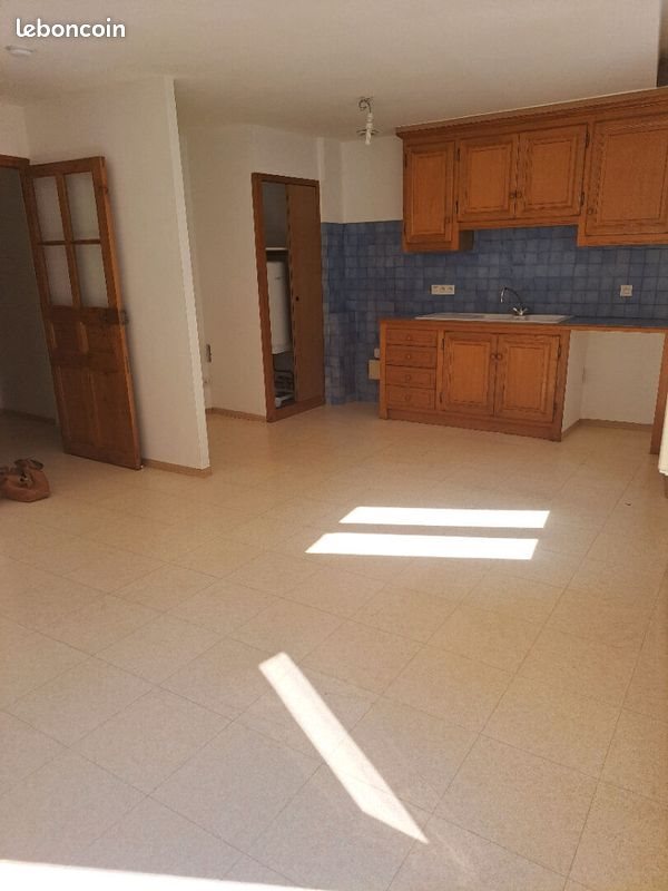 Appartement à louer, 37m², Vins-sur-Caramy