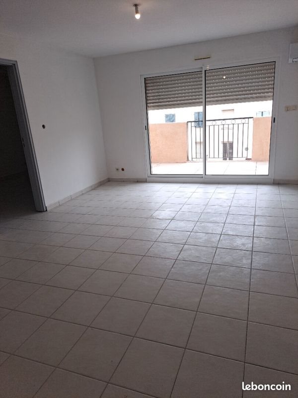 Appartement à louer, 64m², Saint-Maximin-la-Sainte-Baume