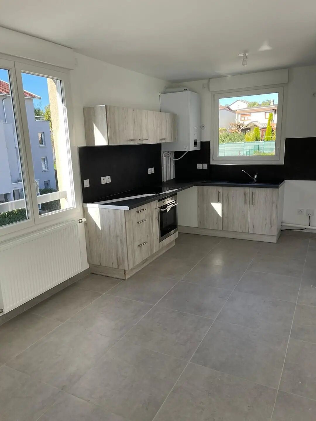 Appartement à louer, 85m², Rives