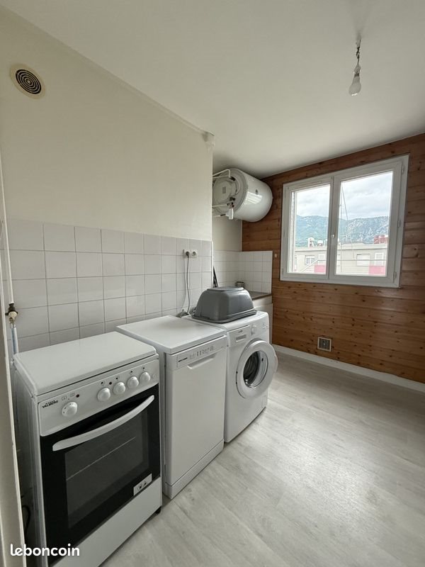 Appartement à louer, 53m², Fontaine