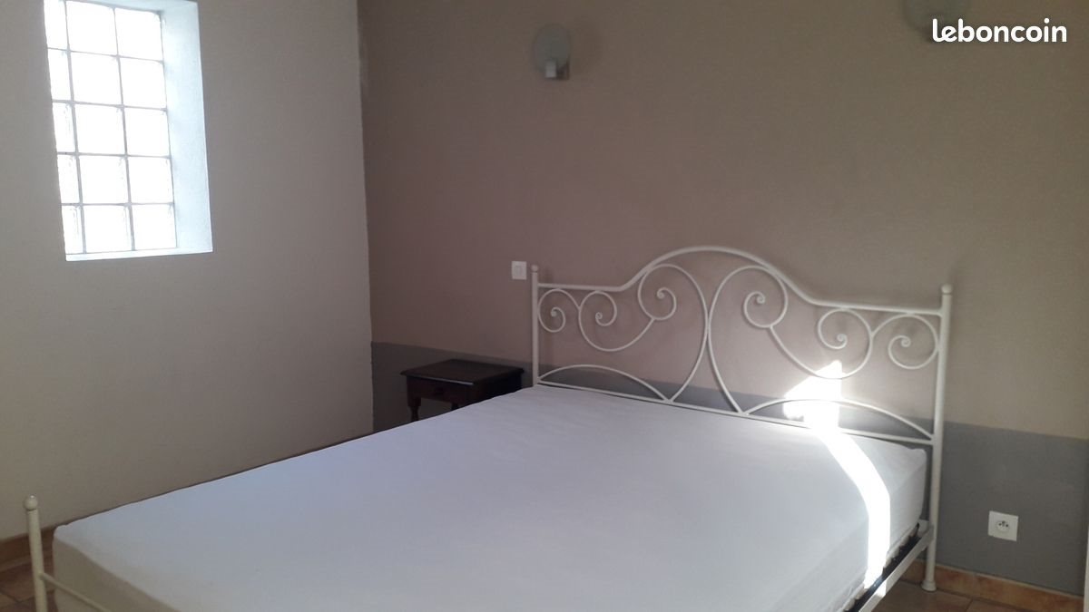 Appartement à louer, 49m², Châteauneuf-de-Gadagne