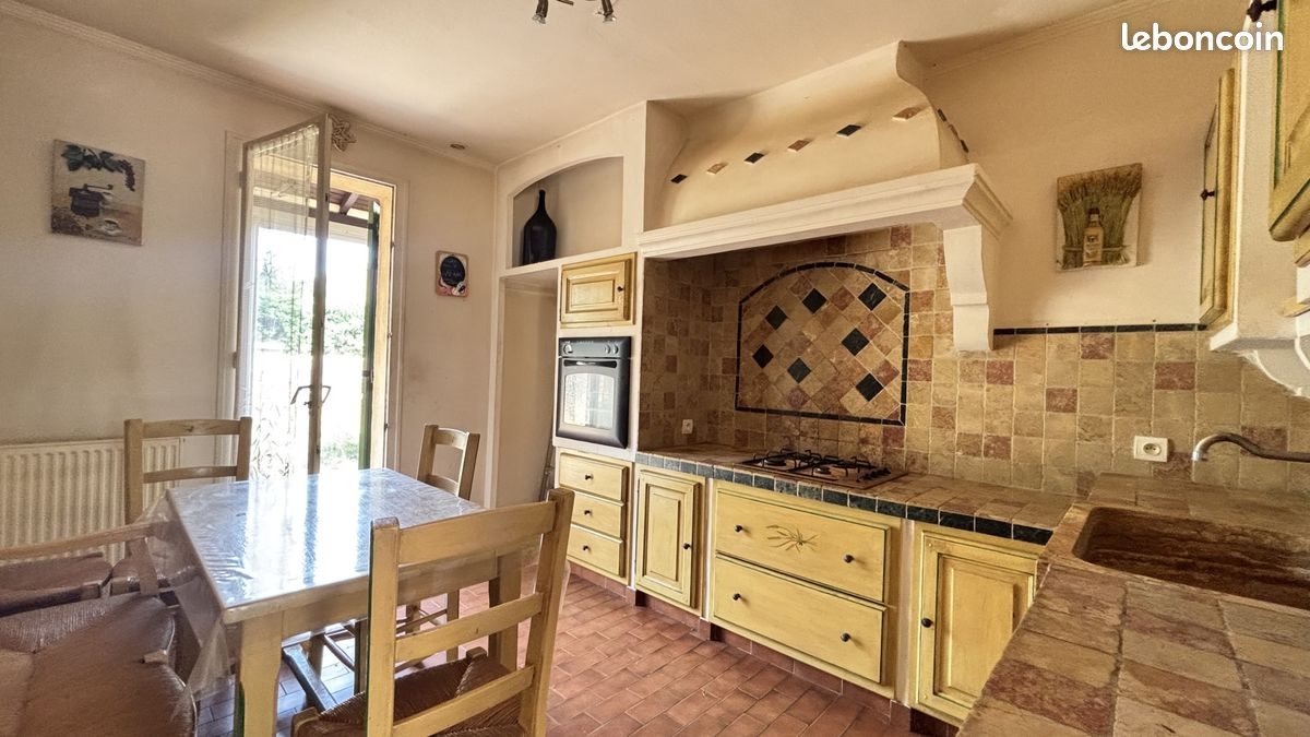 Maison à vendre, 105m², Morières-lès-Avignon