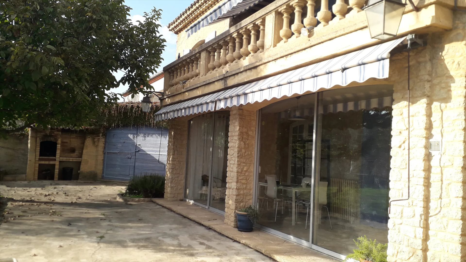 Maison à louer, 170m², Morières-lès-Avignon
