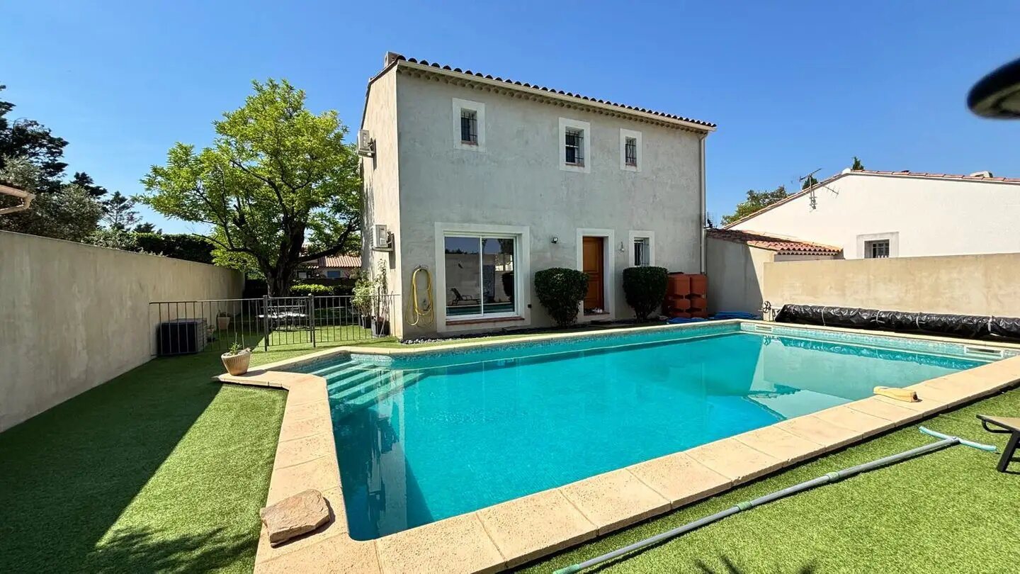 Maison à vendre, 97m², Morières-lès-Avignon