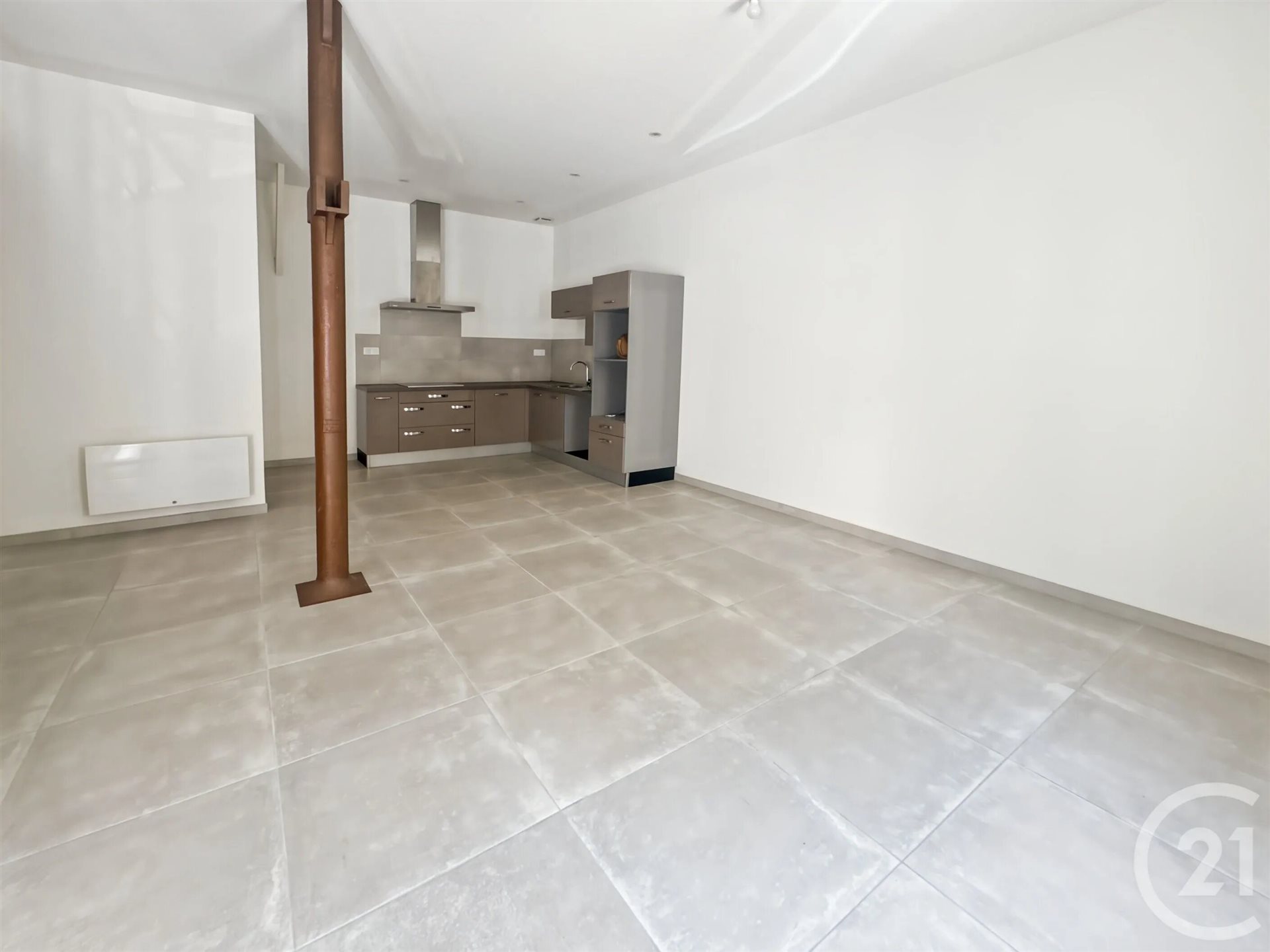 Appartement à louer, 69m², Pézenas