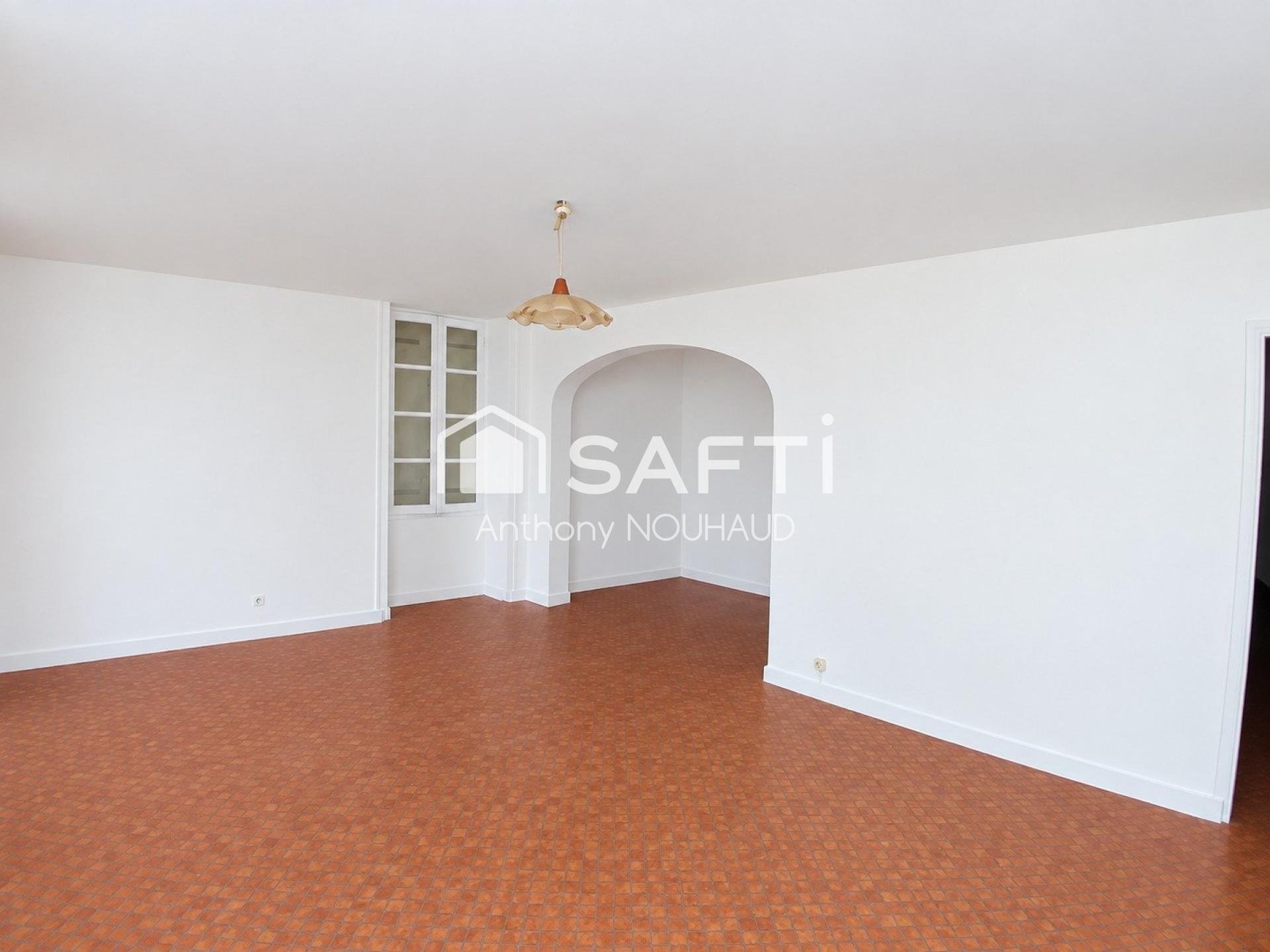 Maison à vendre, 180m², Gensac-la-Pallue