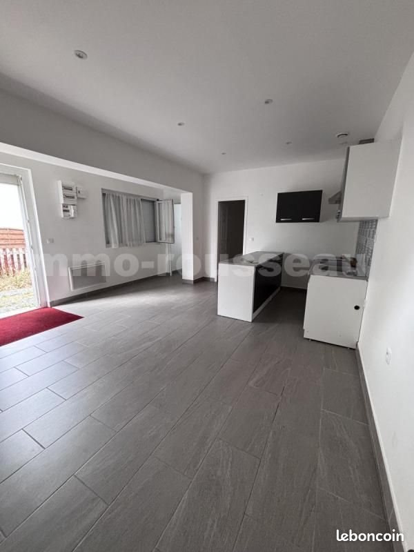 Maison à louer, 51m², Fosses