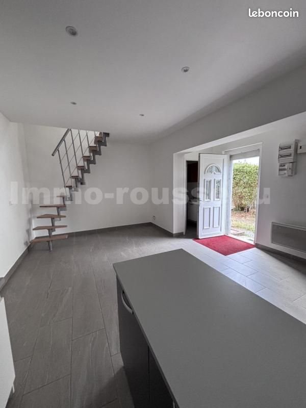 Maison à louer, 51m², Fosses
