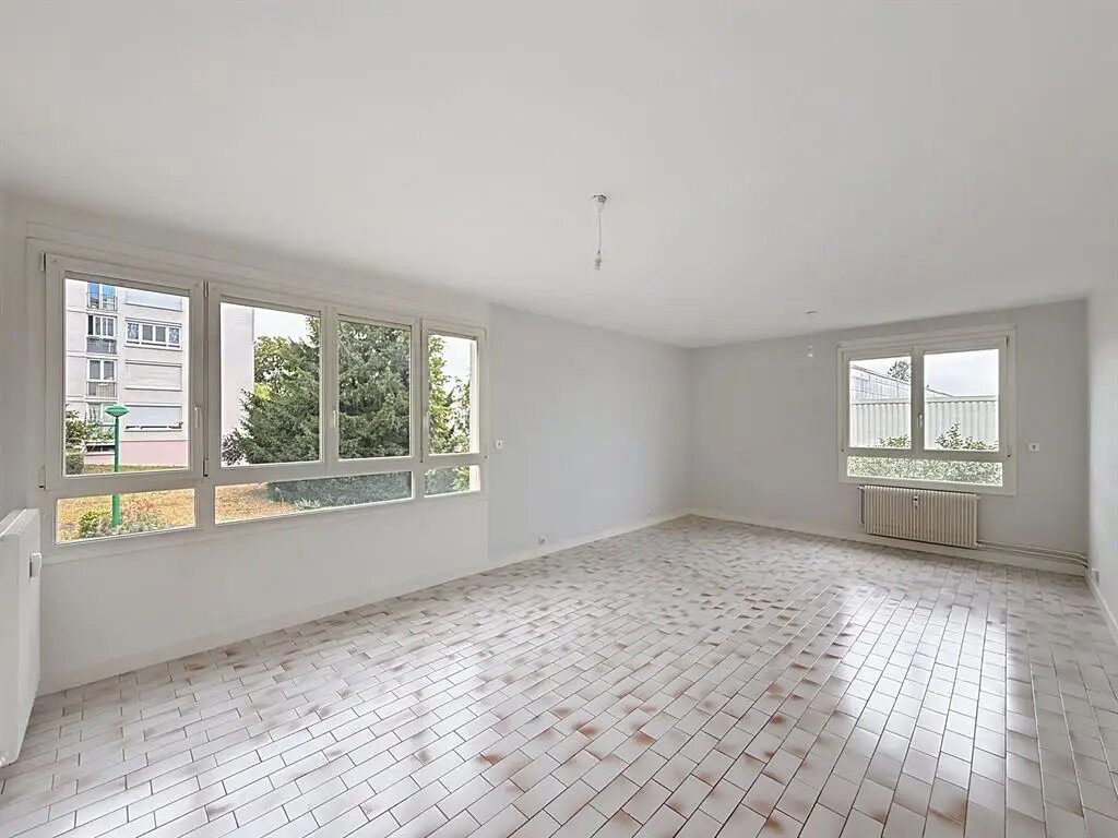 Appartement à louer, 77m², Tinqueux
