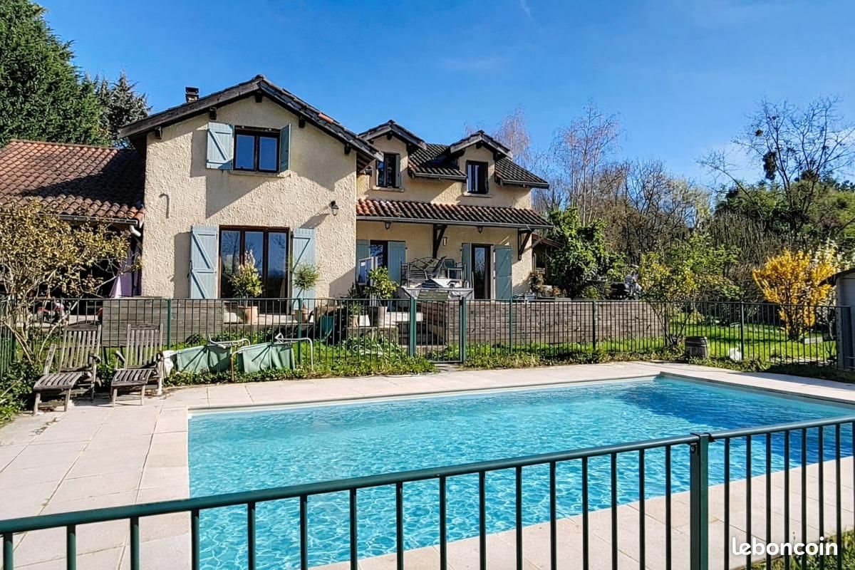 Maison à vendre, 160m², Mogneneins