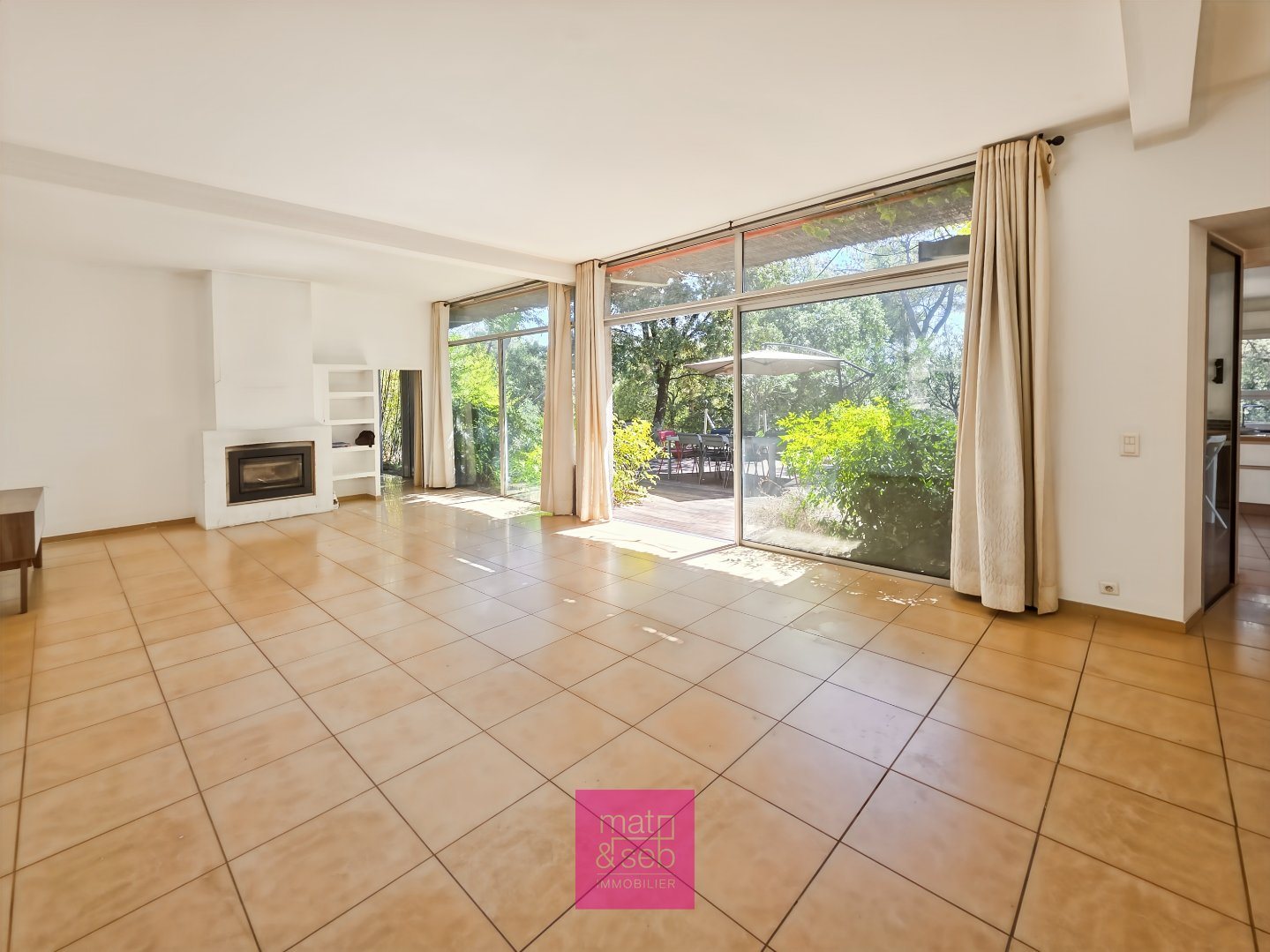 Maison à vendre, 202m², Nîmes