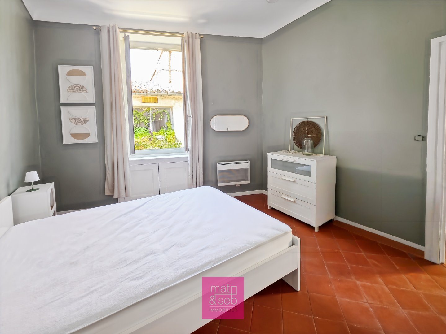 Appartement à vendre, 37m², Nîmes