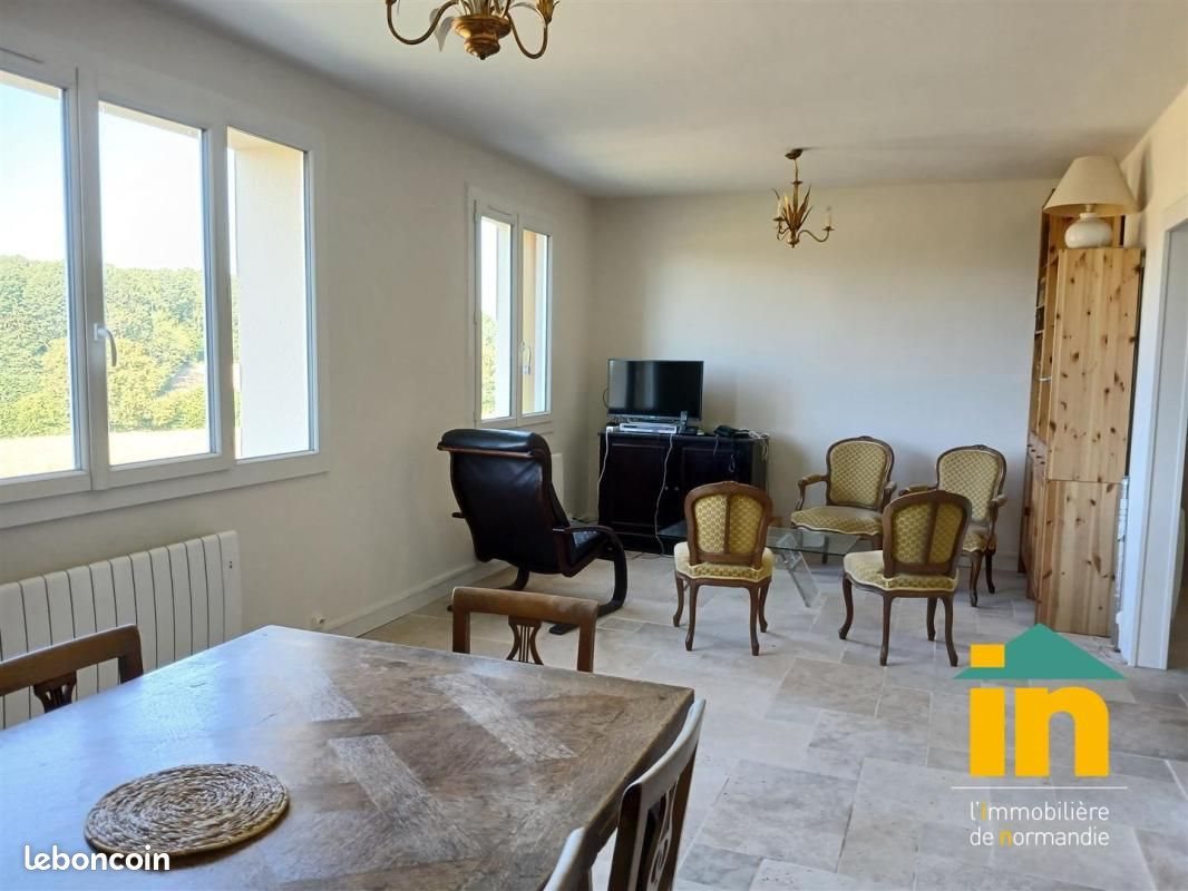 Maison à louer, 89m², Courtomer