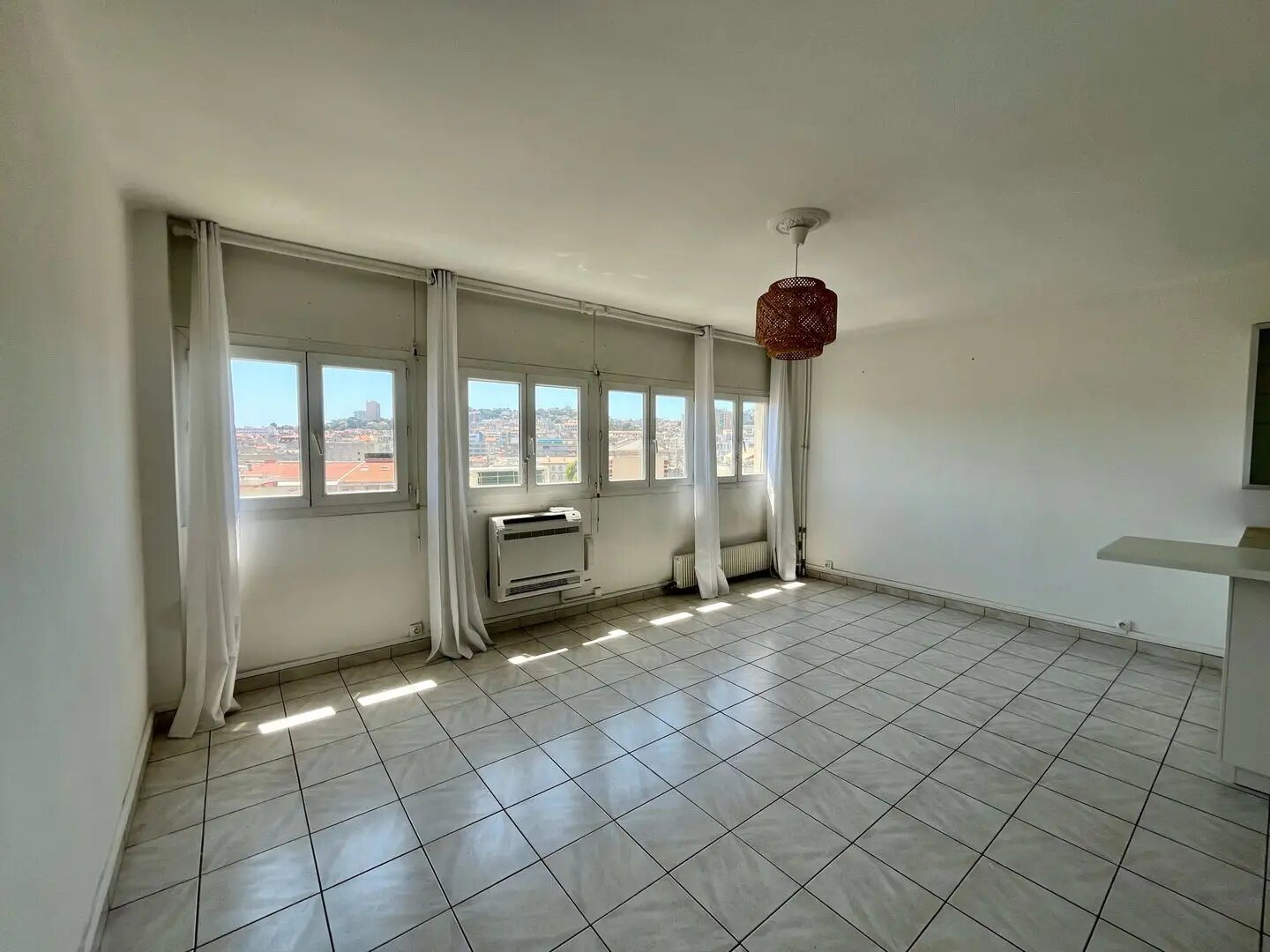 Appartement à louer, 59m², Marseille 8ème