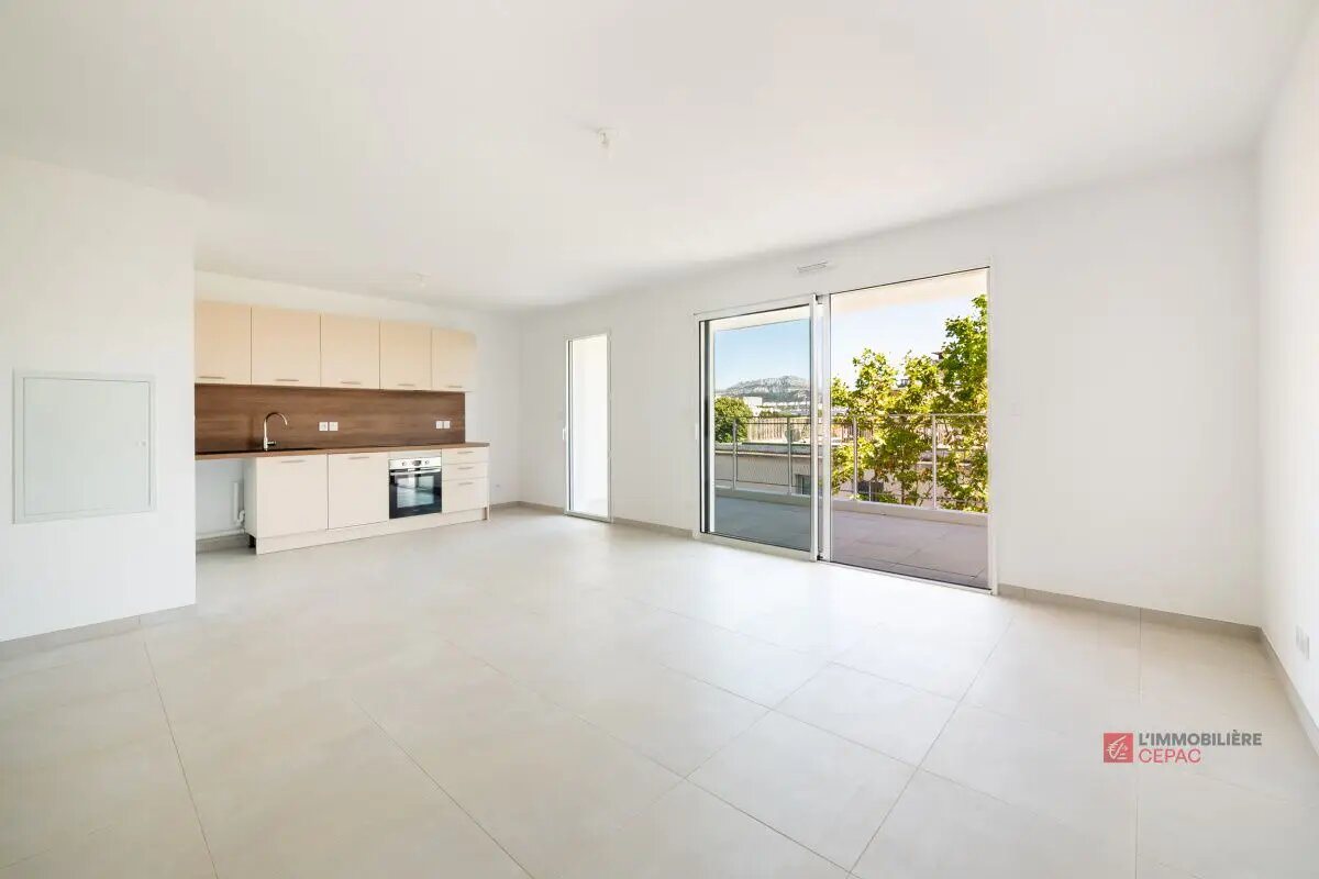 Appartement à louer, 74m², Marseille 8ème