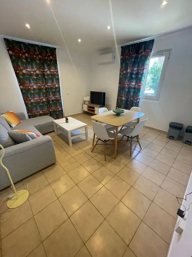 Appartement à louer, 60m², Calvi