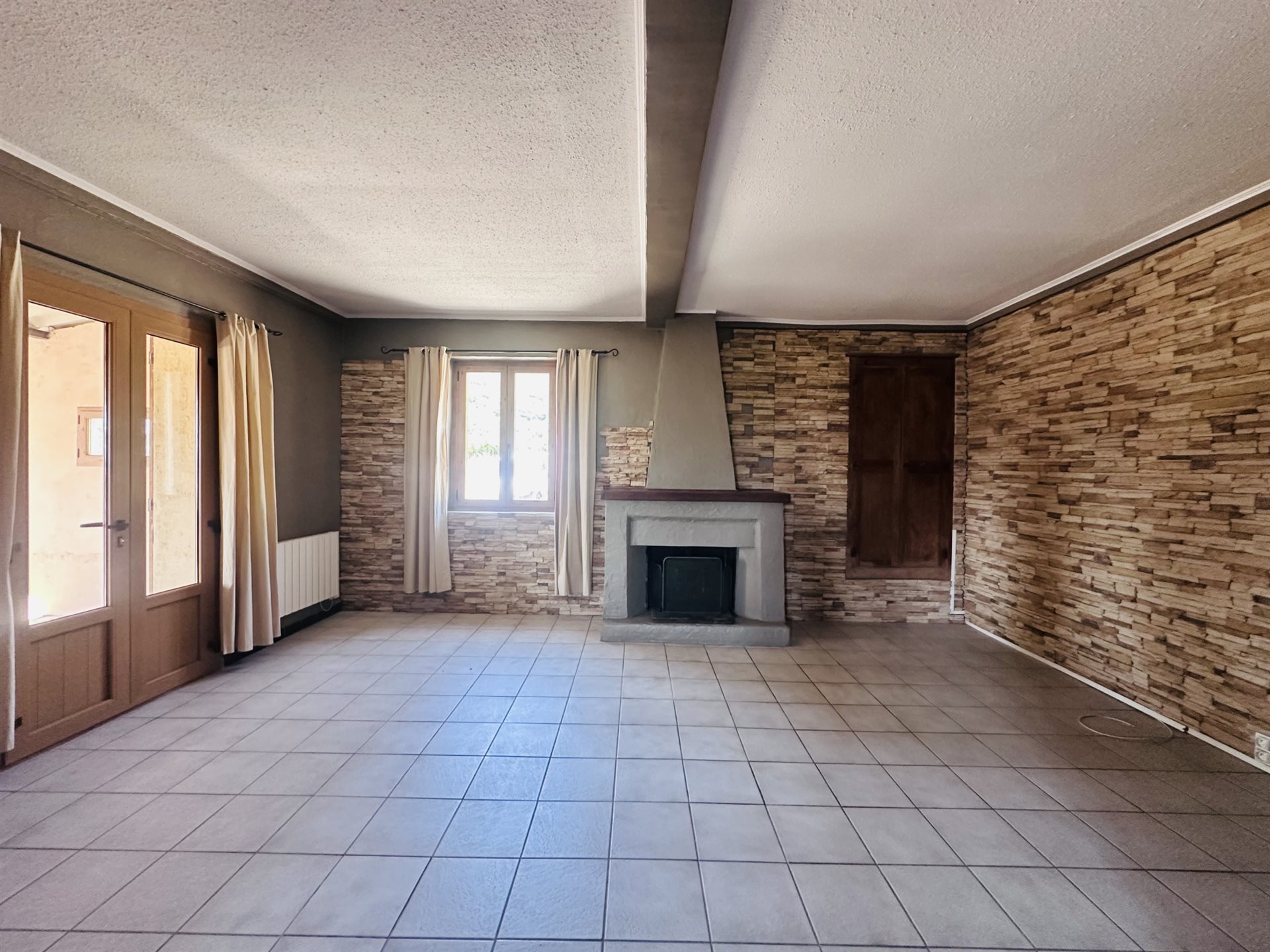 Appartement à vendre, 106m², Prunelli-di-Fiumorbo
