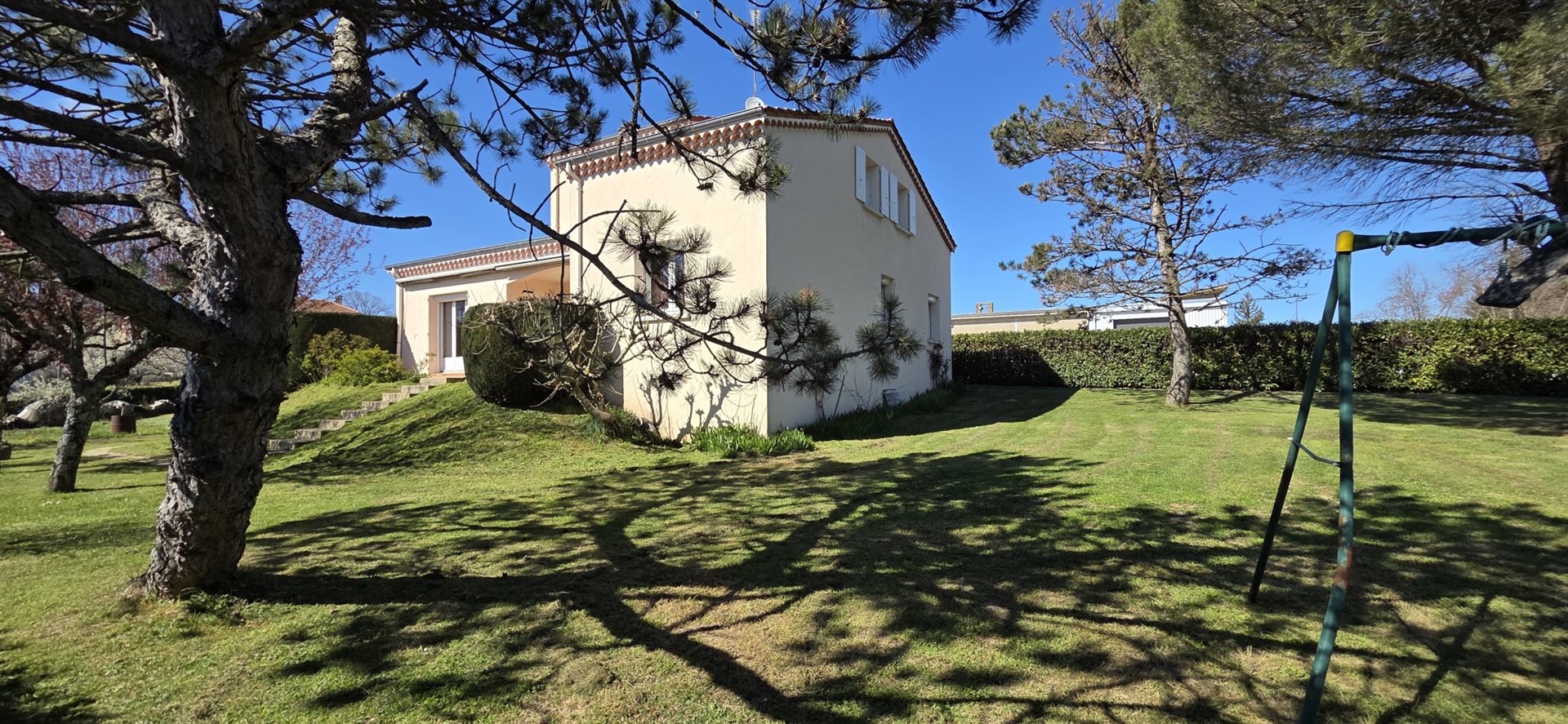 Maison à vendre, 172m², Alboussière