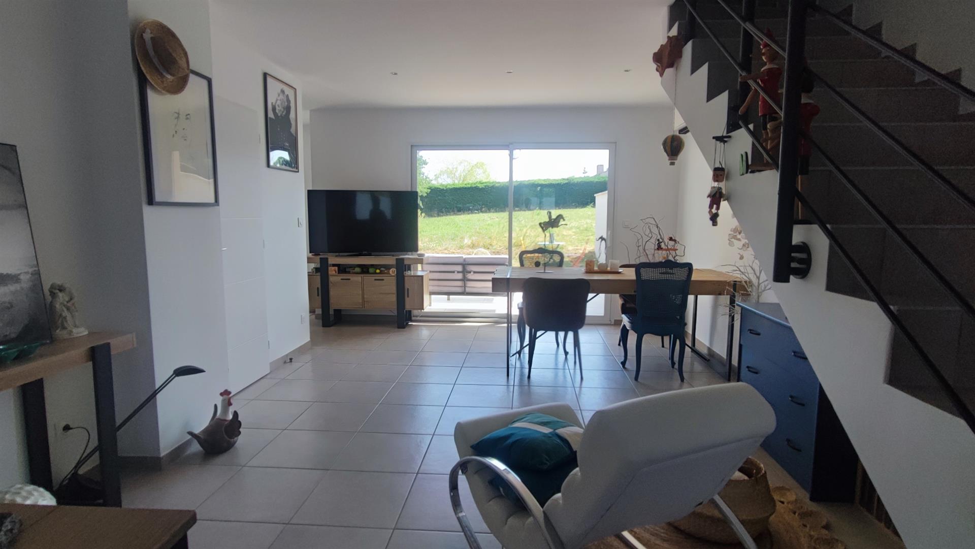 Maison à vendre, 71m², Alboussière