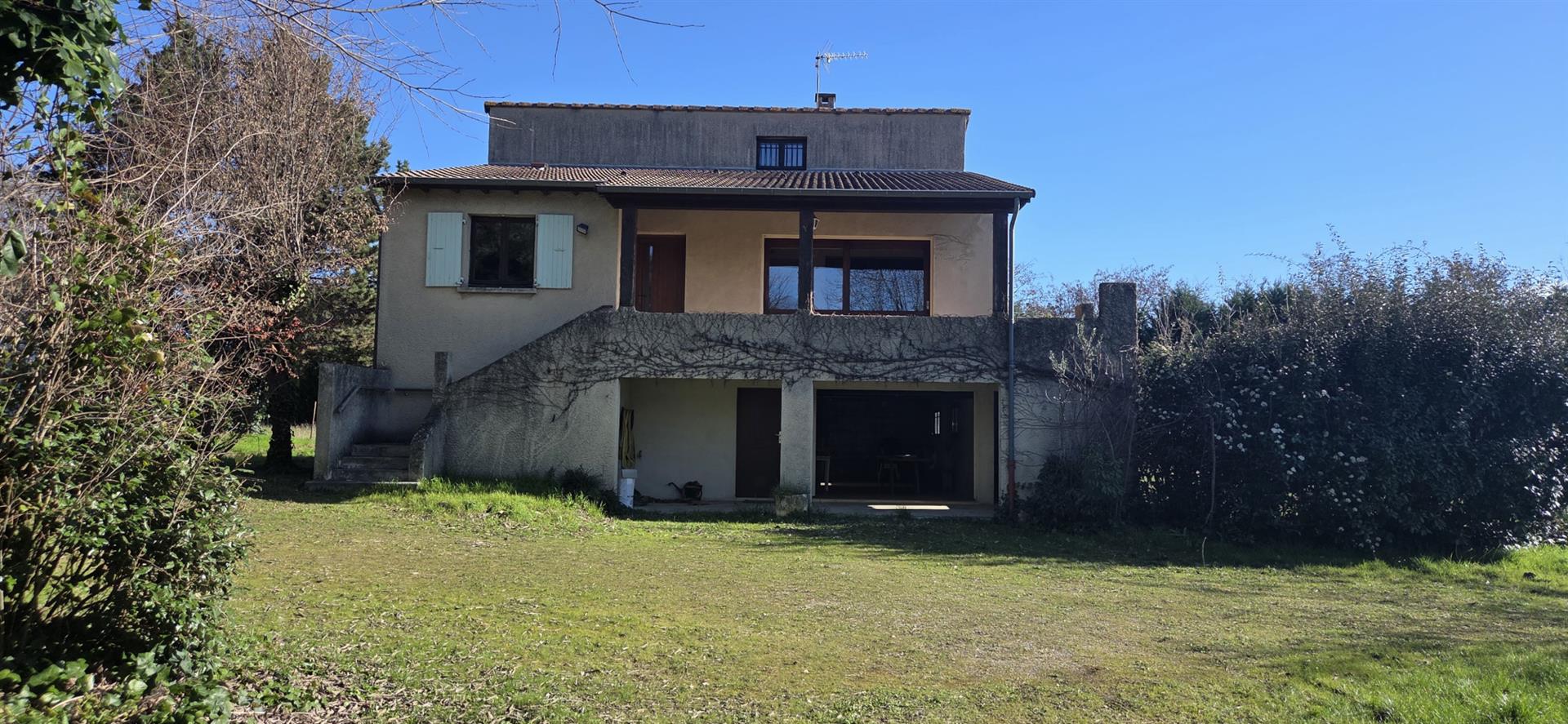 Maison à vendre, 155m², Beauchastel
