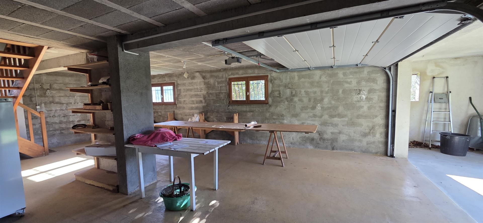 Maison à vendre, 155m², Beauchastel