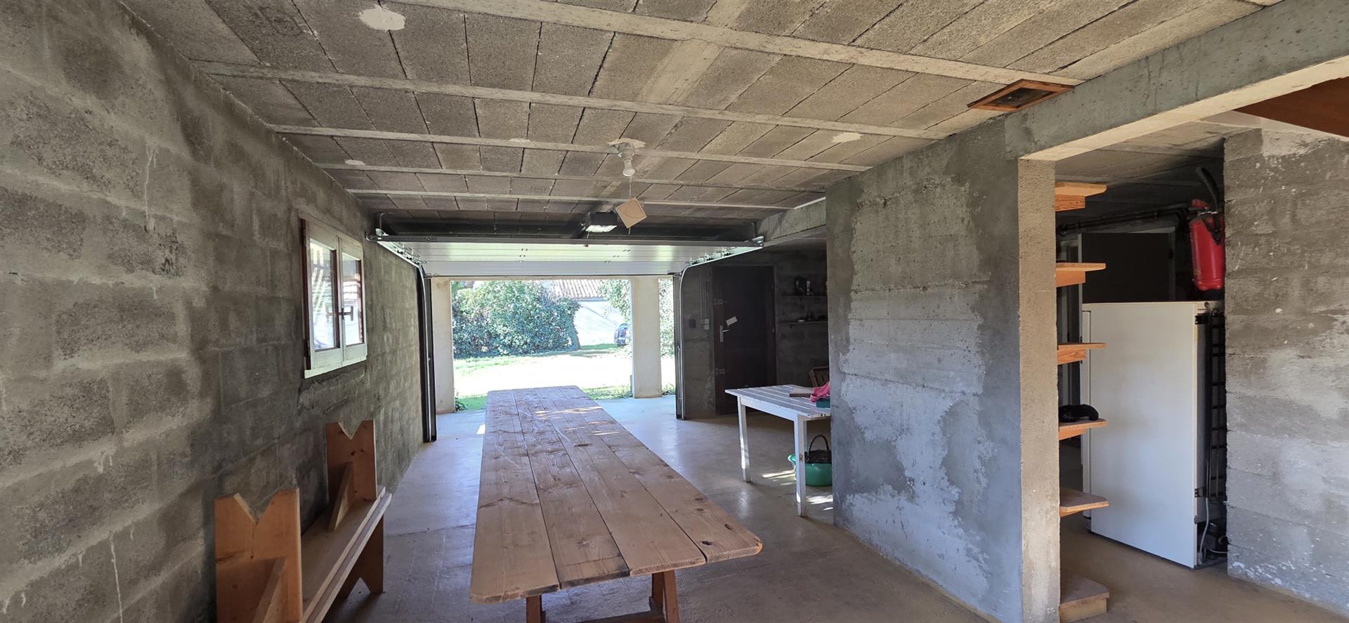 Maison à vendre, 155m², Beauchastel