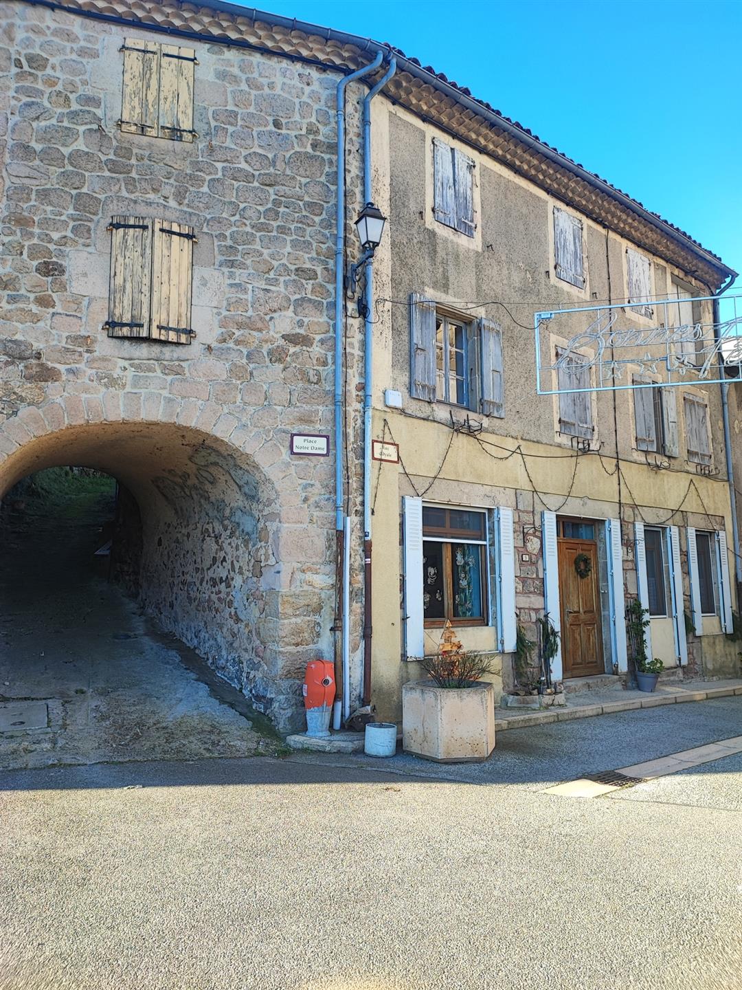 Maison à vendre, 159m², Chalencon