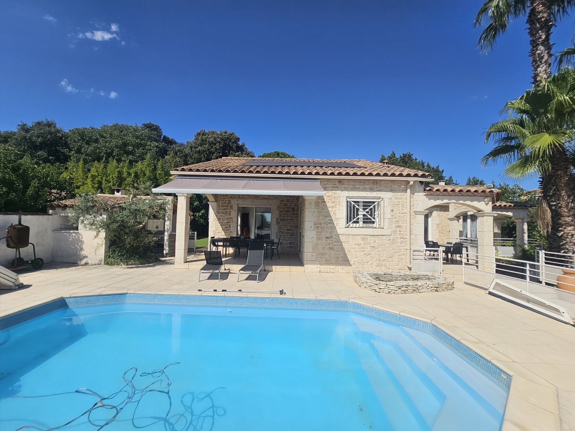 Maison à vendre, 152m², Saint-Brès