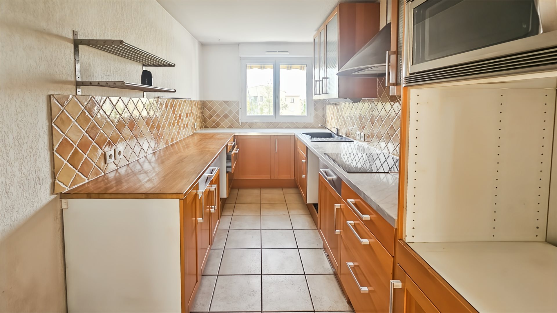 Appartement à vendre, 97m², Fréjus