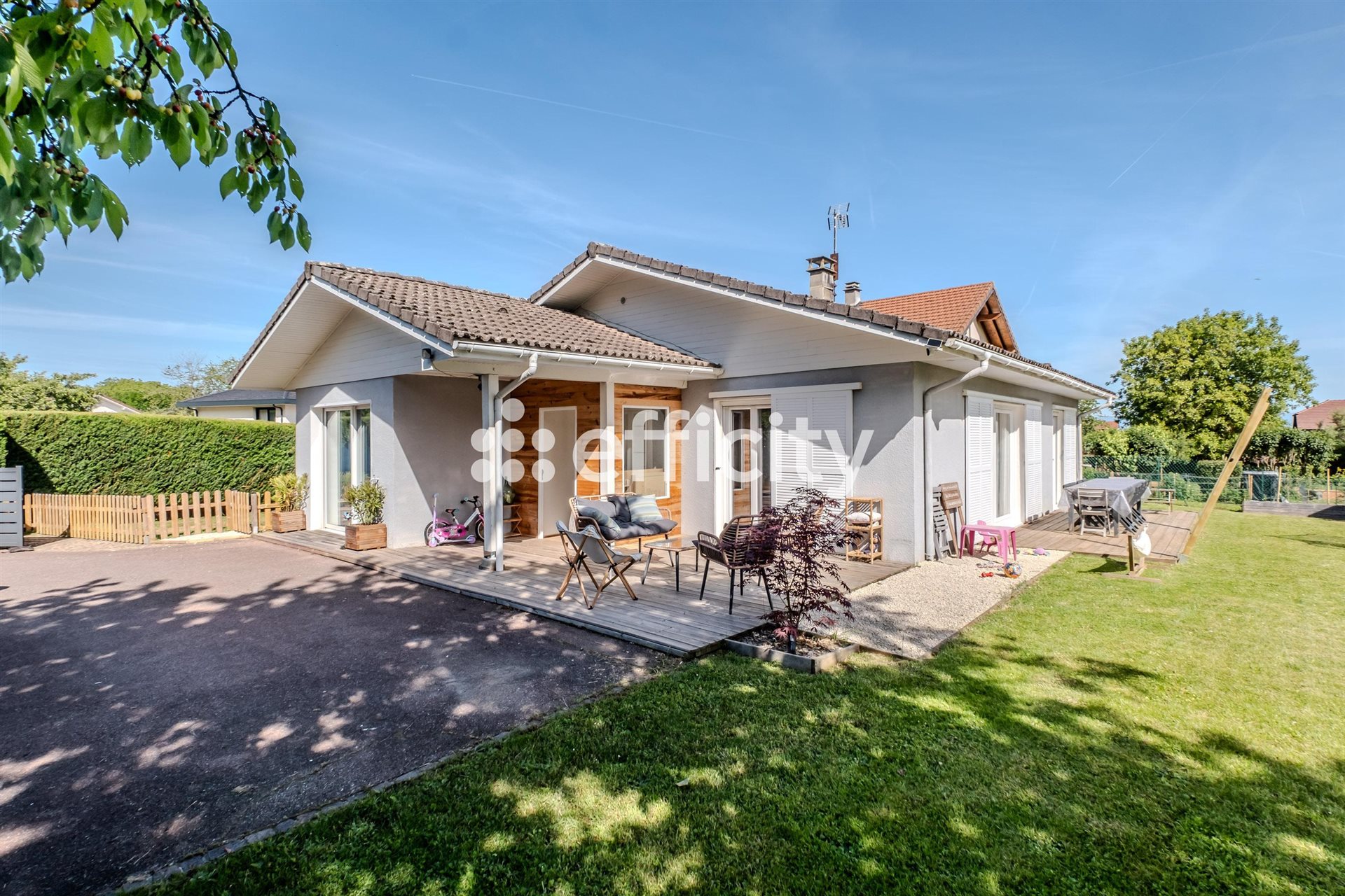 Maison à vendre, 120m², Brenthonne