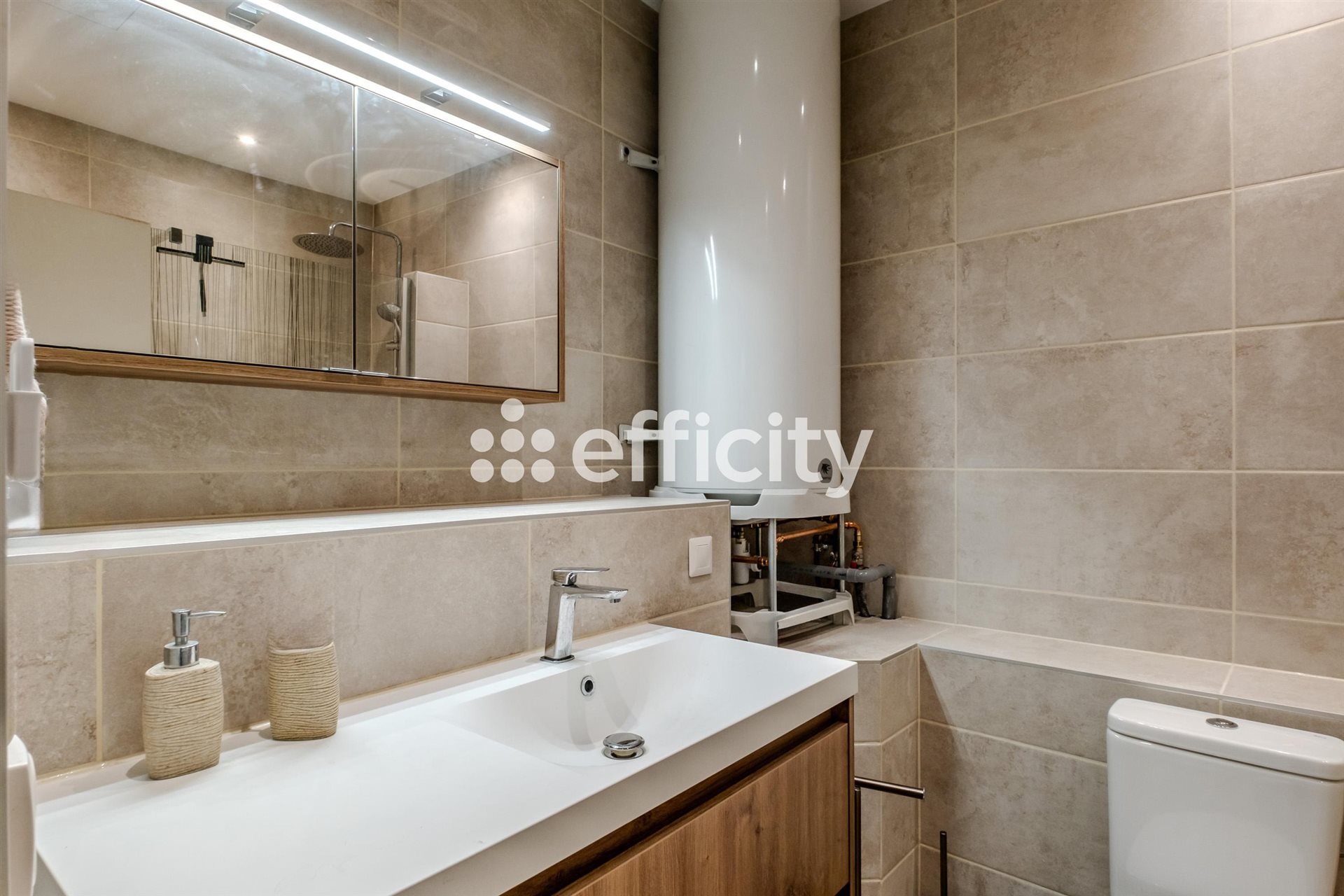 Appartement à vendre, 69m², Saint-Cergues