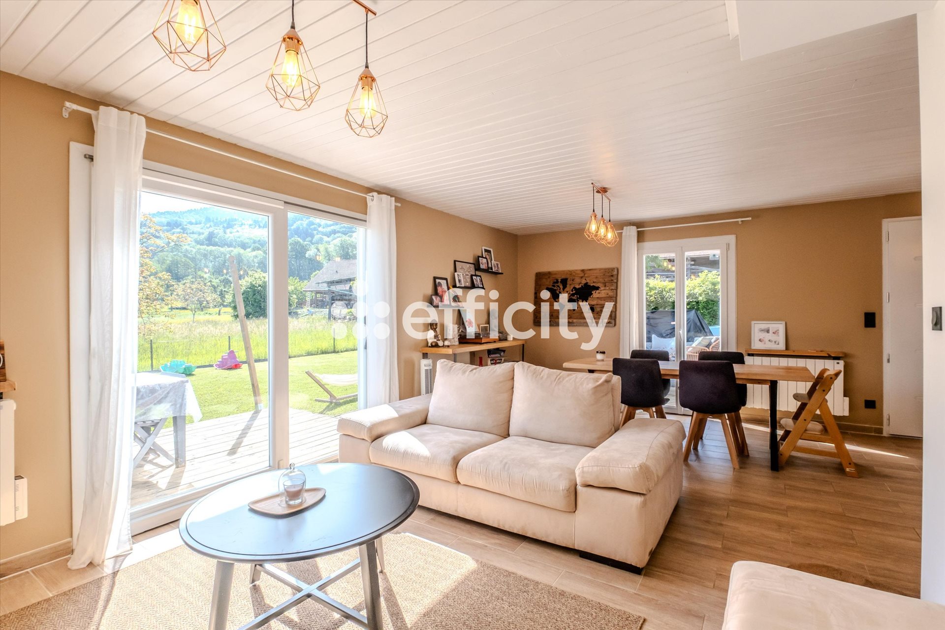 Maison à vendre, 120m², Brenthonne