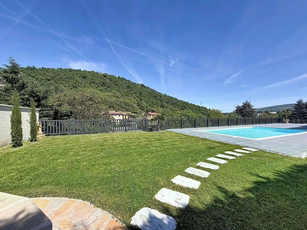 Maison à vendre, 135m², Genilac