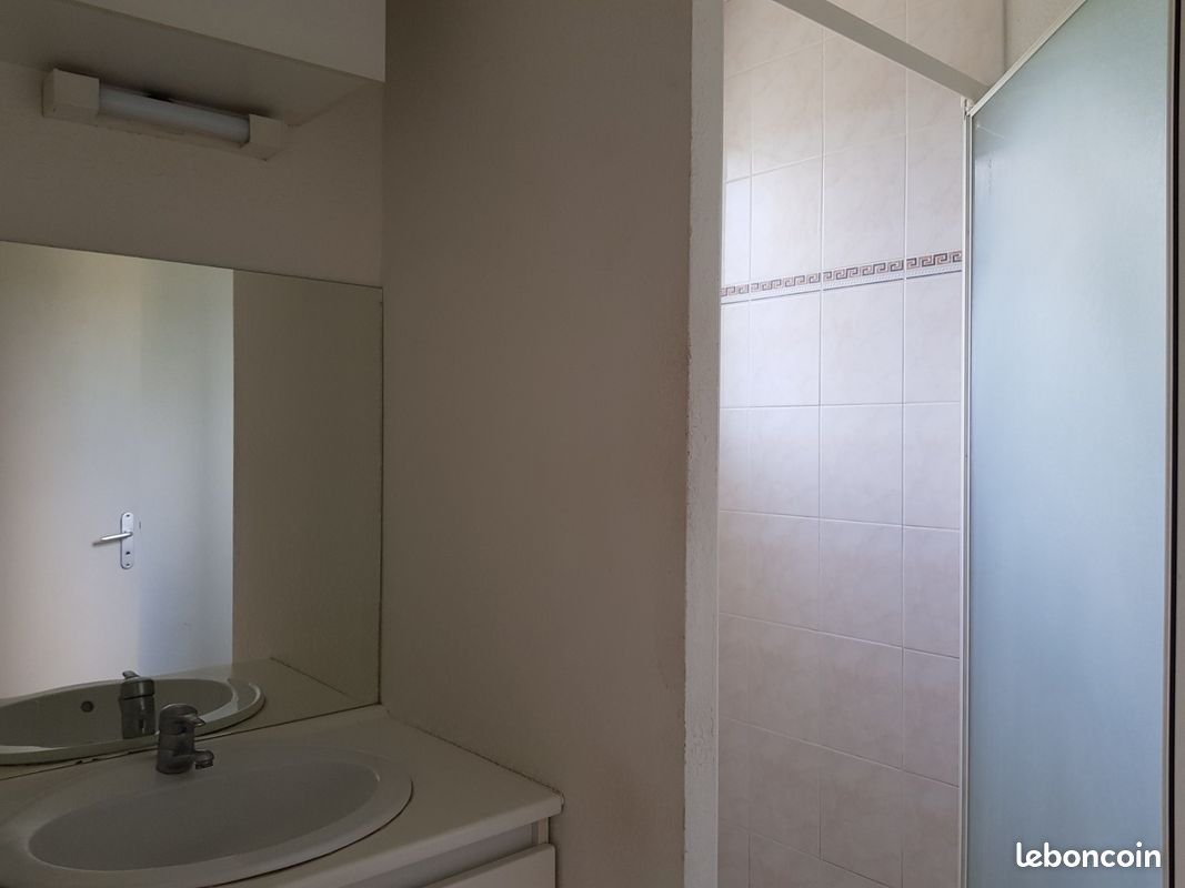 Appartement à louer, 33m², Istres