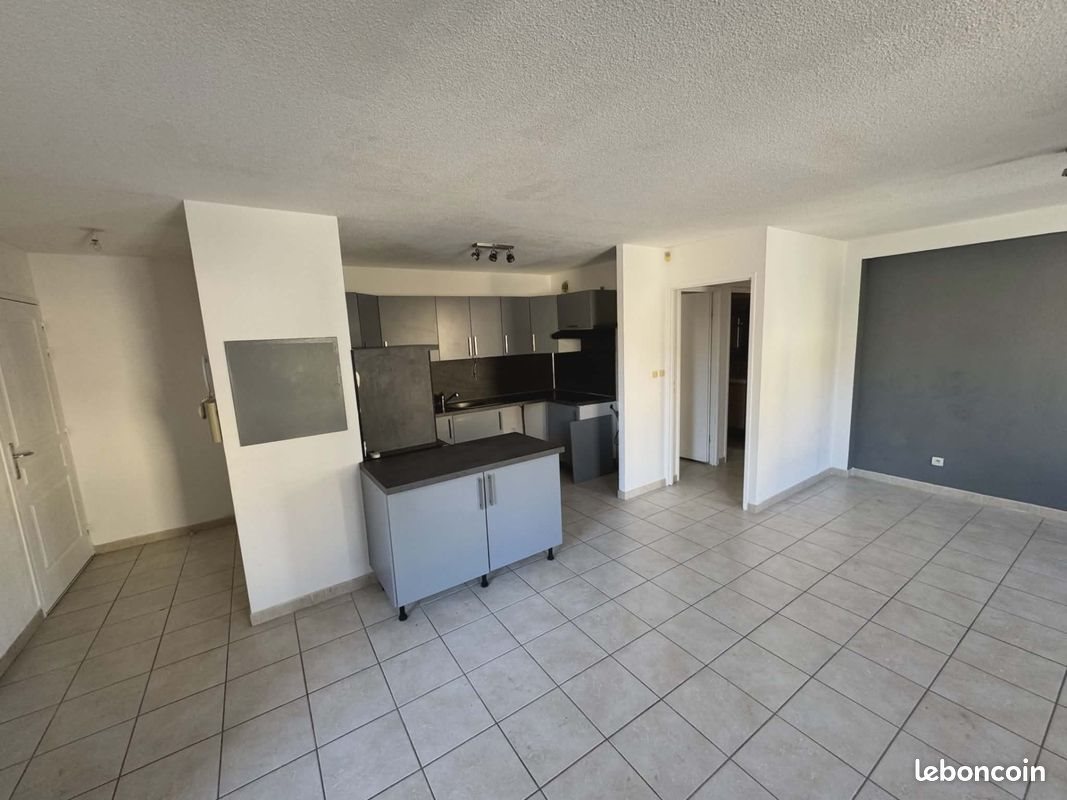 Appartement à louer, 63m², Istres
